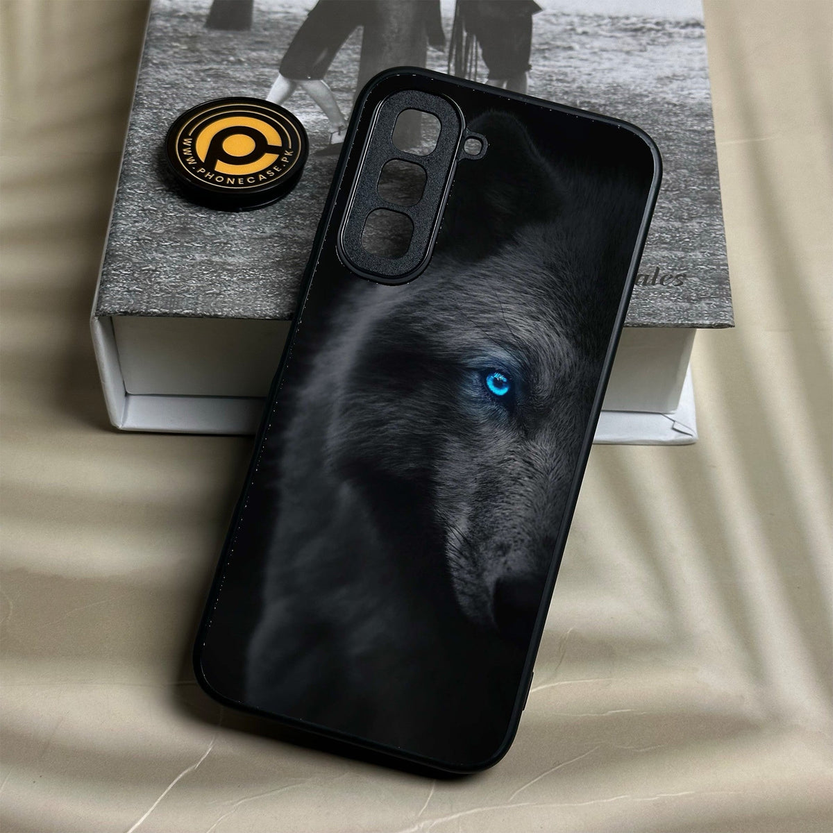 Infinix Hot 70 - Wolf Design 9 - Premium Metal Printed Soft Bumper Shock Proof Case
