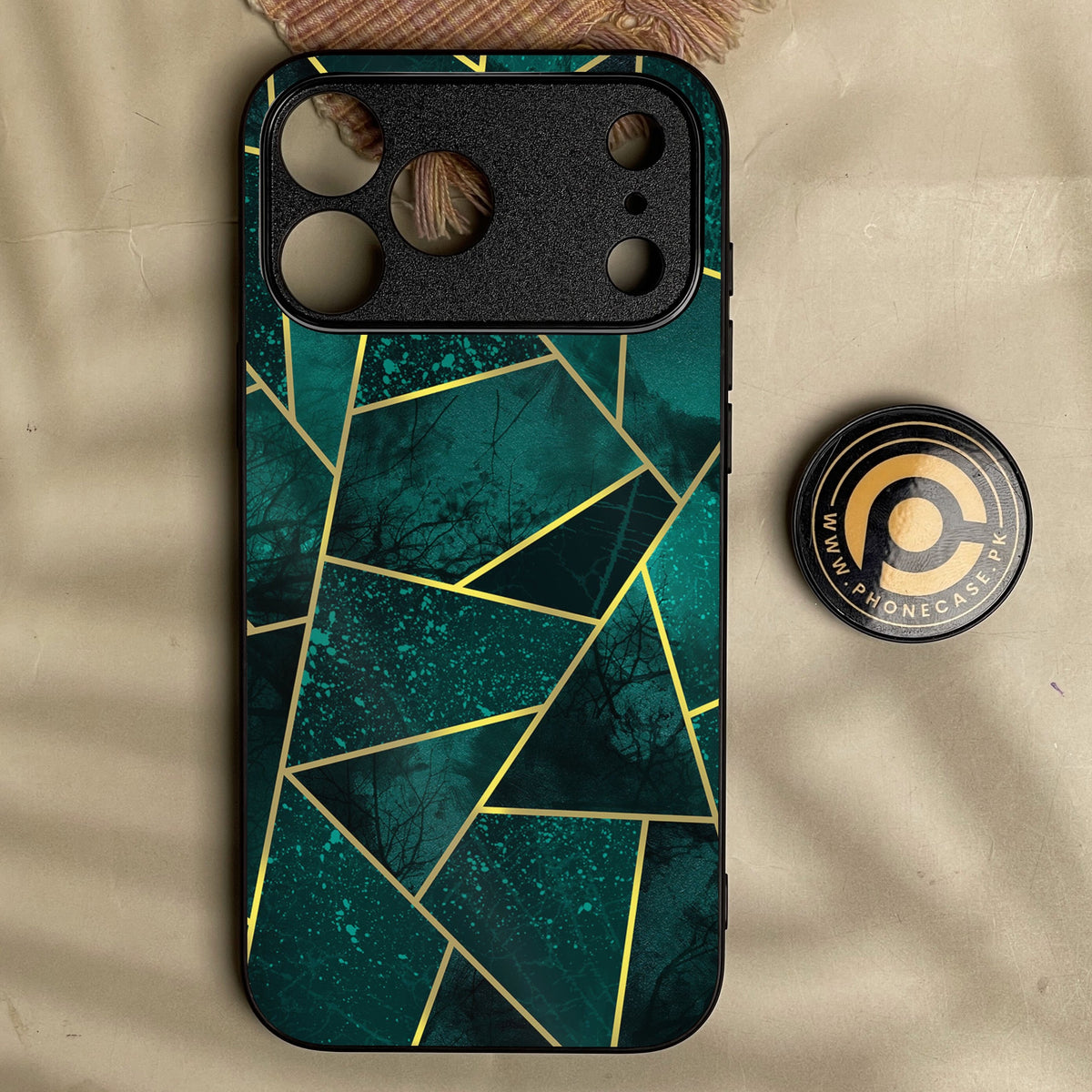 Iphone 18 Pro Max - Geometric Design 9 - Premium Metal Printed Soft Bumper Shock Proof Case