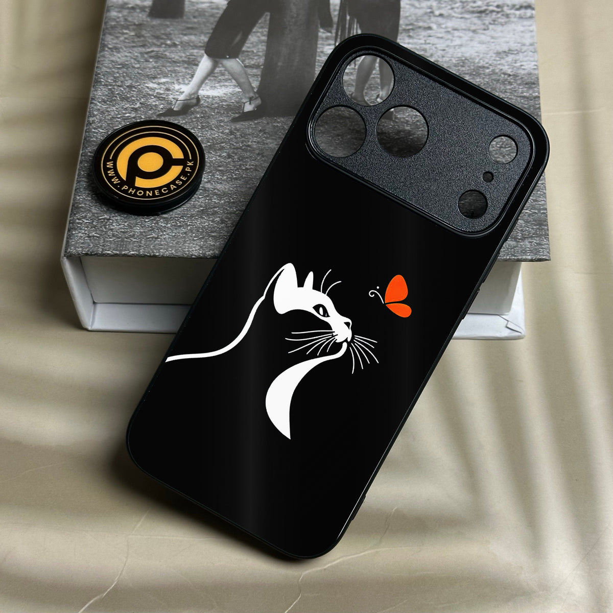 Iphone 18 Pro Max - Minimalistic Design 3 - Premium Metal Printed Soft Bumper Shock Proof Case