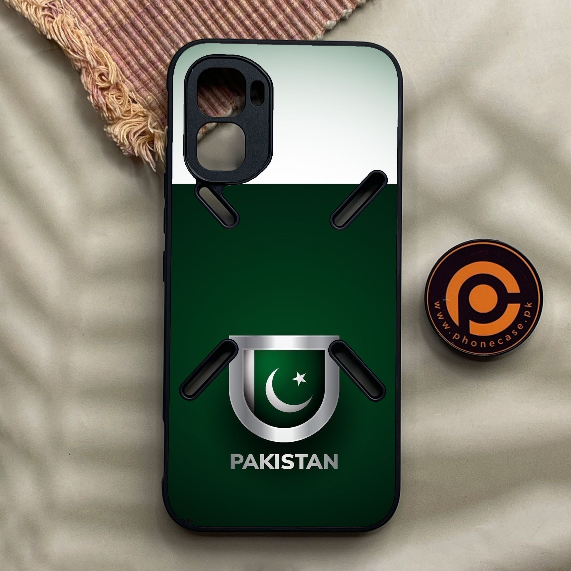 Infinix GT 50 Pro - Pakistani Flag Design 4 - Premium Metal Printed Soft Bumper Shock Proof Case
