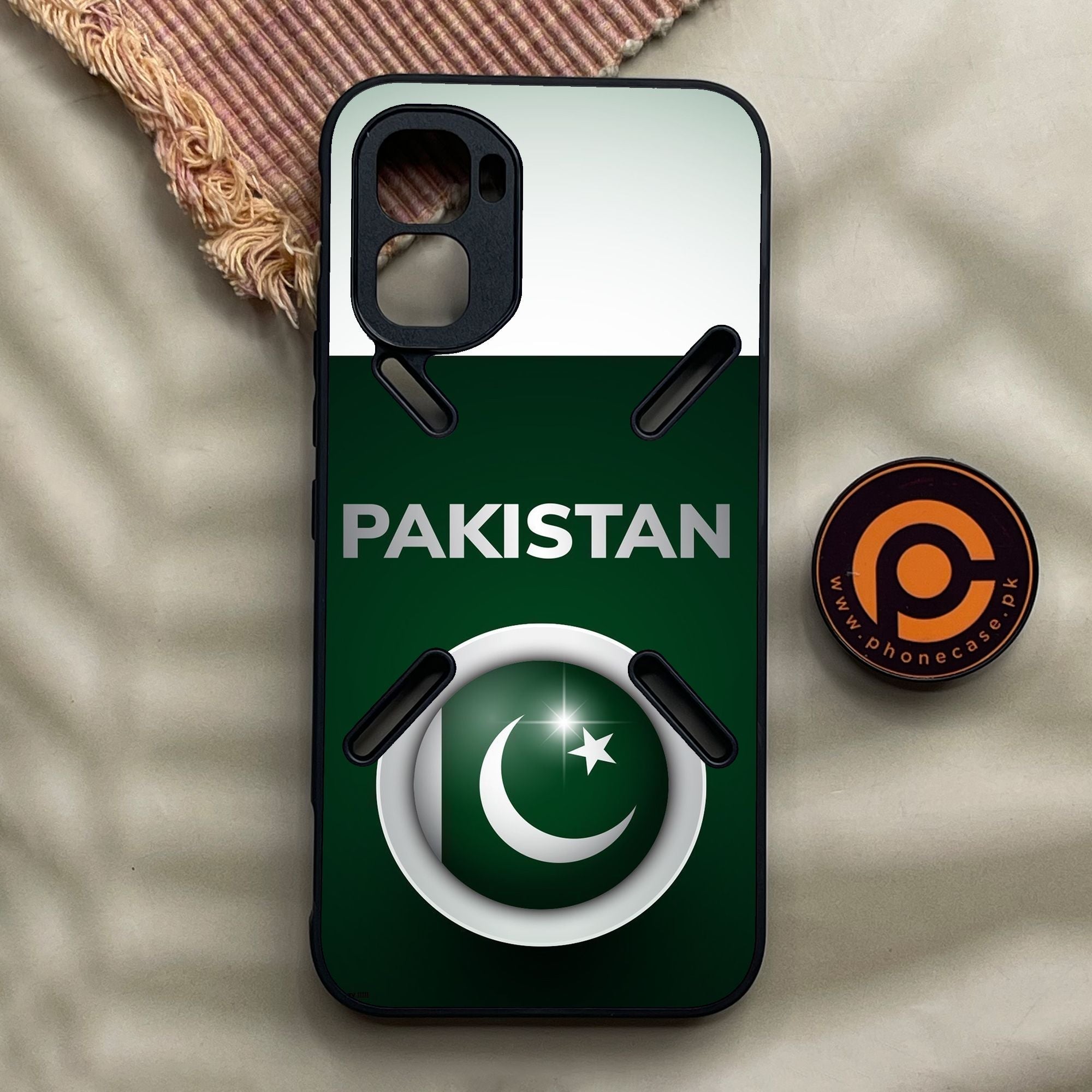 Infinix GT 50 Pro - Pakistani Flag Design 7 - Premium Metal Printed Soft Bumper Shock Proof Case