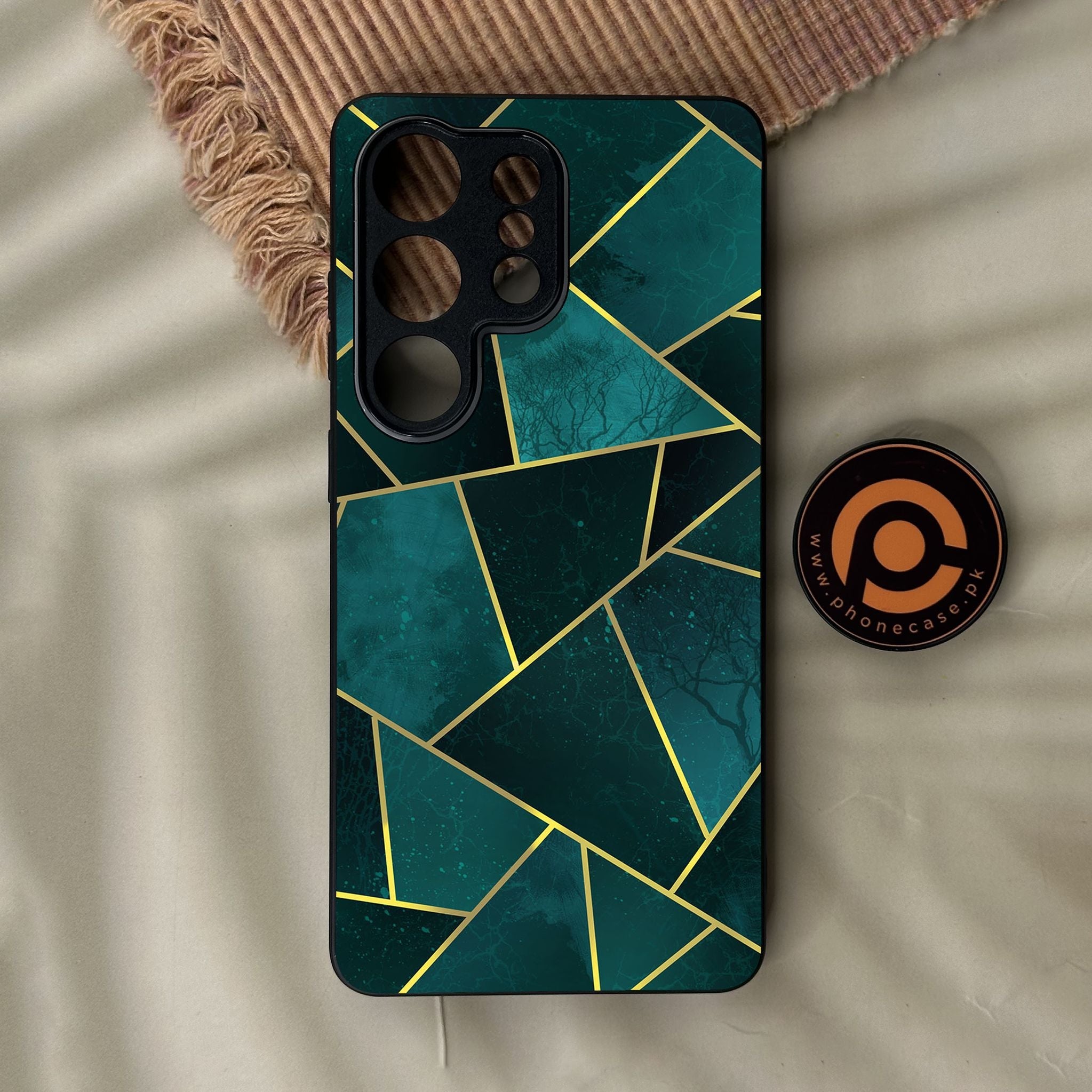 Galaxy S26 Ultra - Geometric Design 1 - Premium Metal Printed Soft Bumper Shock Proof Case
