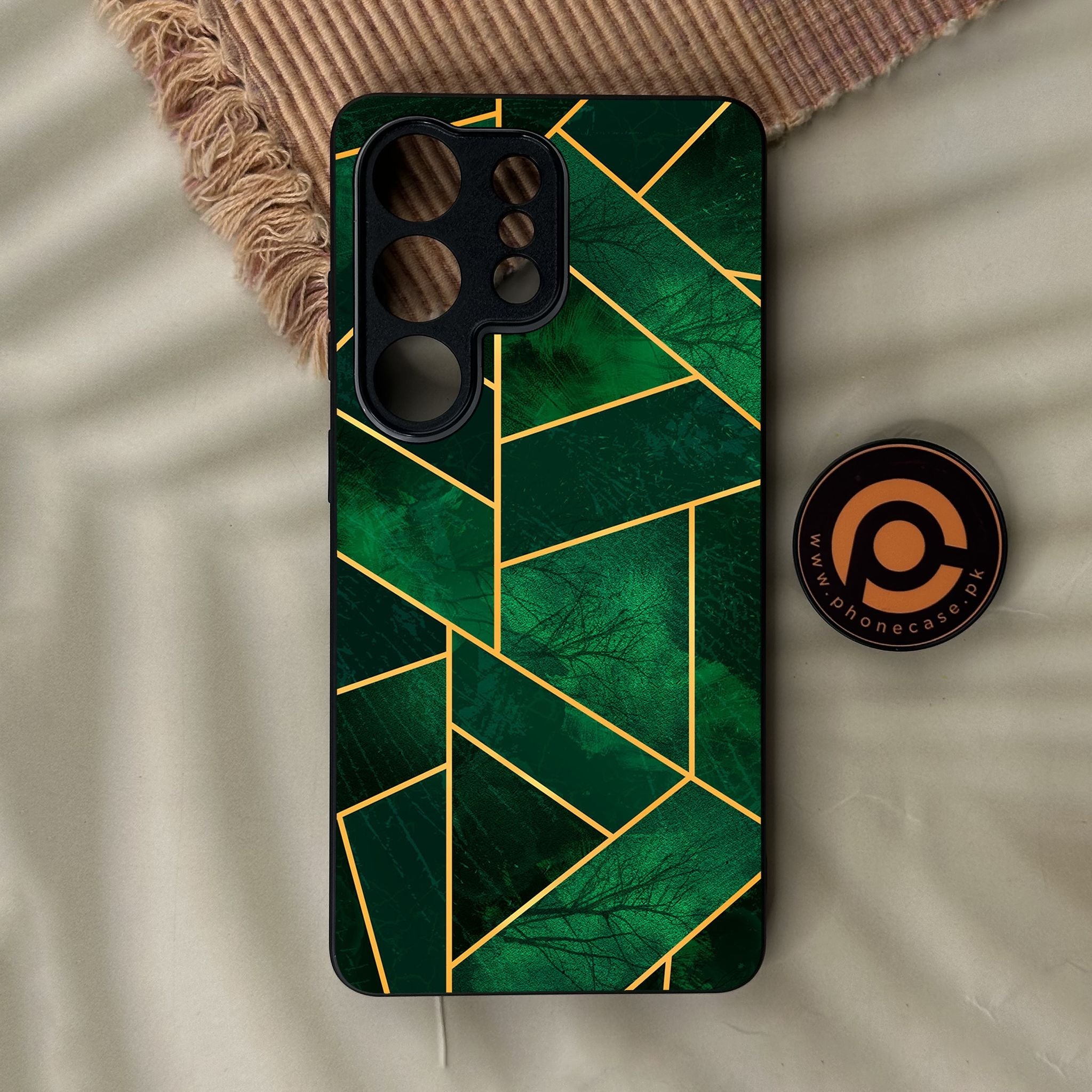 Galaxy S26 Ultra - Geometric Design 10 - Premium Metal Printed Soft Bumper Shock Proof Case