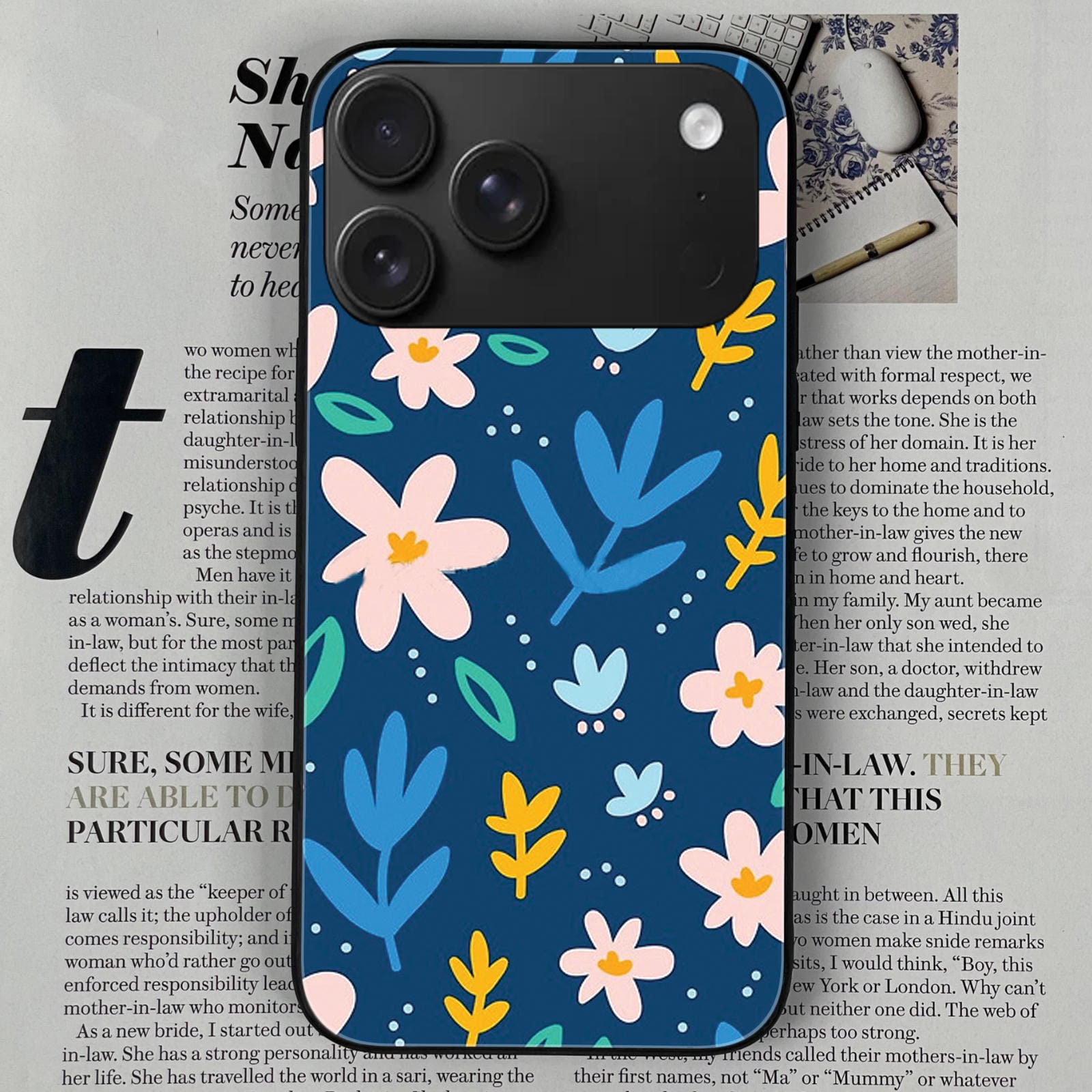 Iphone 17 pro max Design-003 Premium Glossy Phone Case