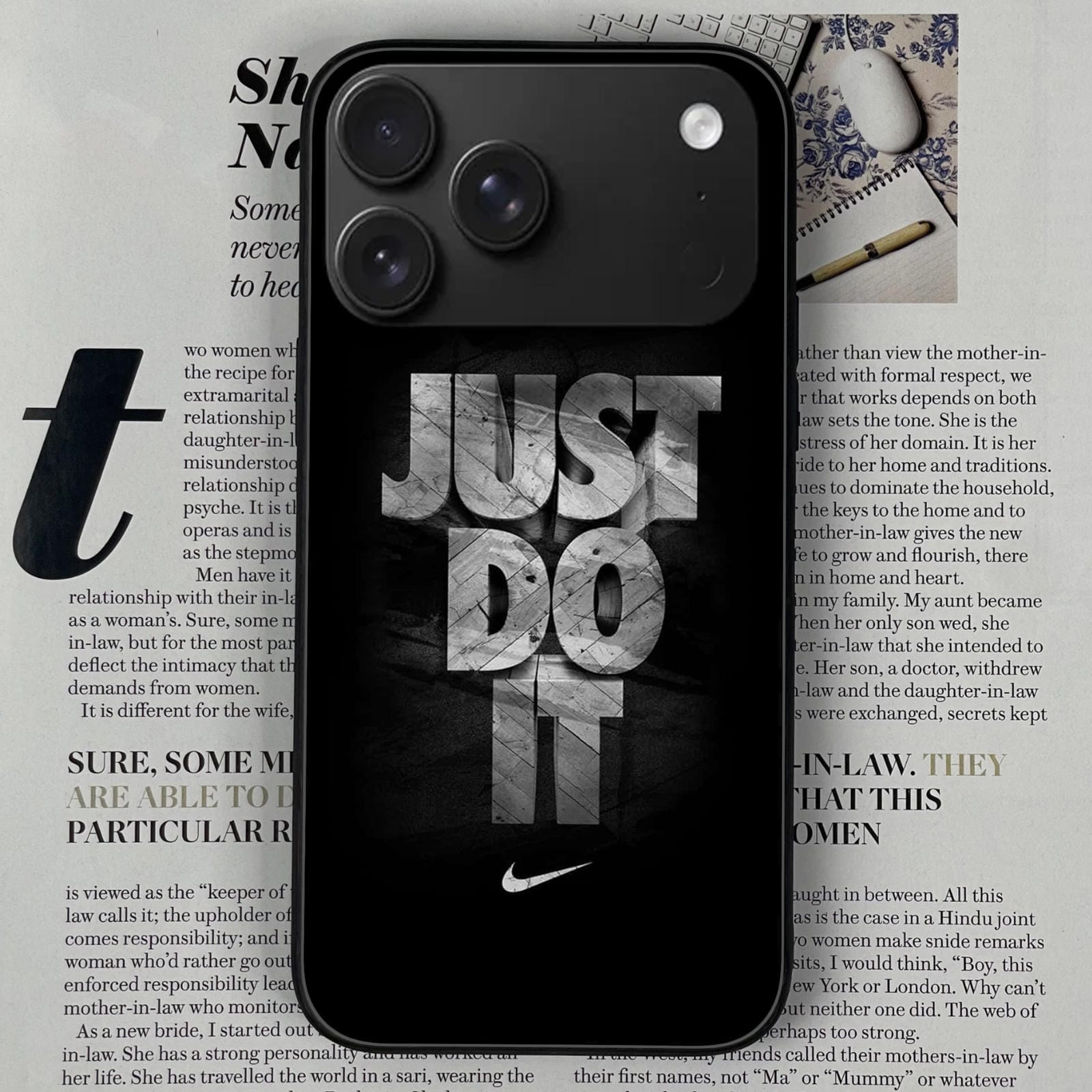 Iphone 17 pro max Design-011 Premium Glossy Phone Case