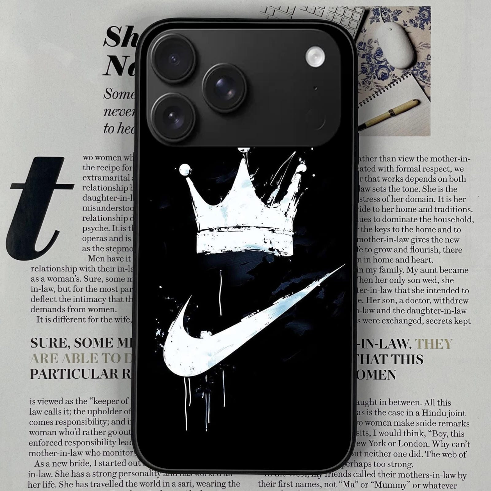 Iphone 17 pro Design-012 Premium Glossy Phone Case