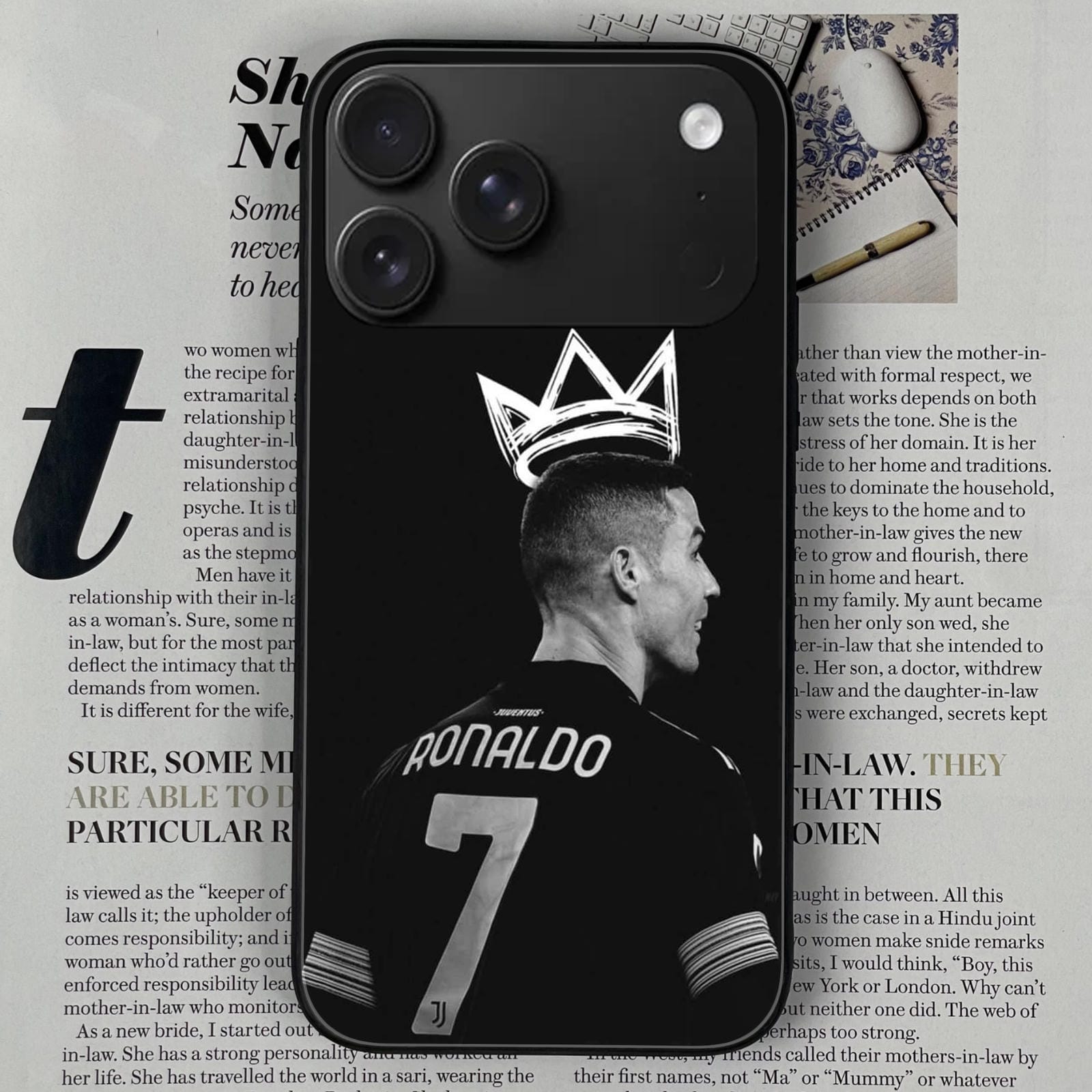 Iphone 17 pro Design-043 Premium Glossy Phone Case