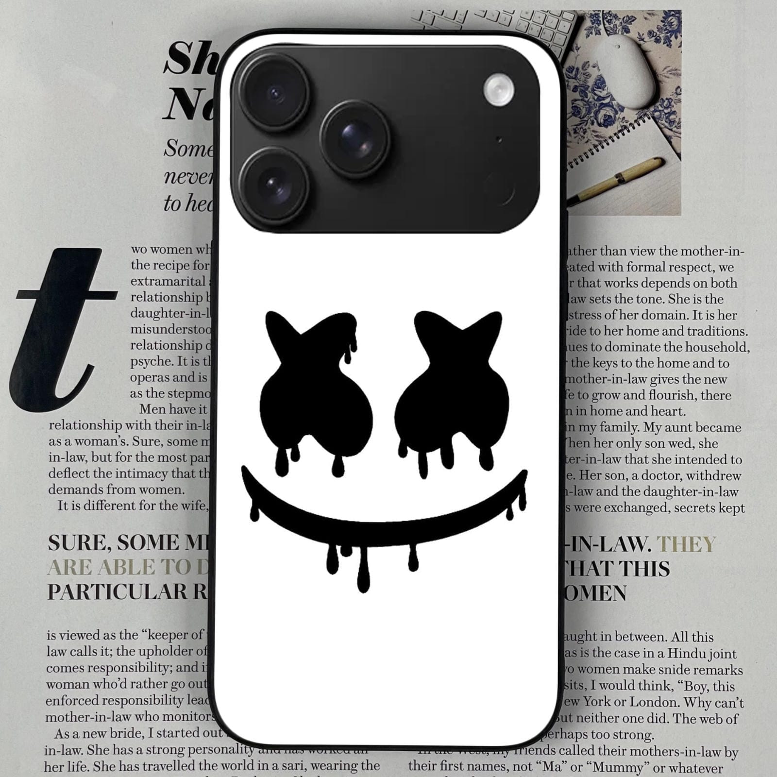 Iphone 17 pro Design-073 Premium Glossy Phone Case
