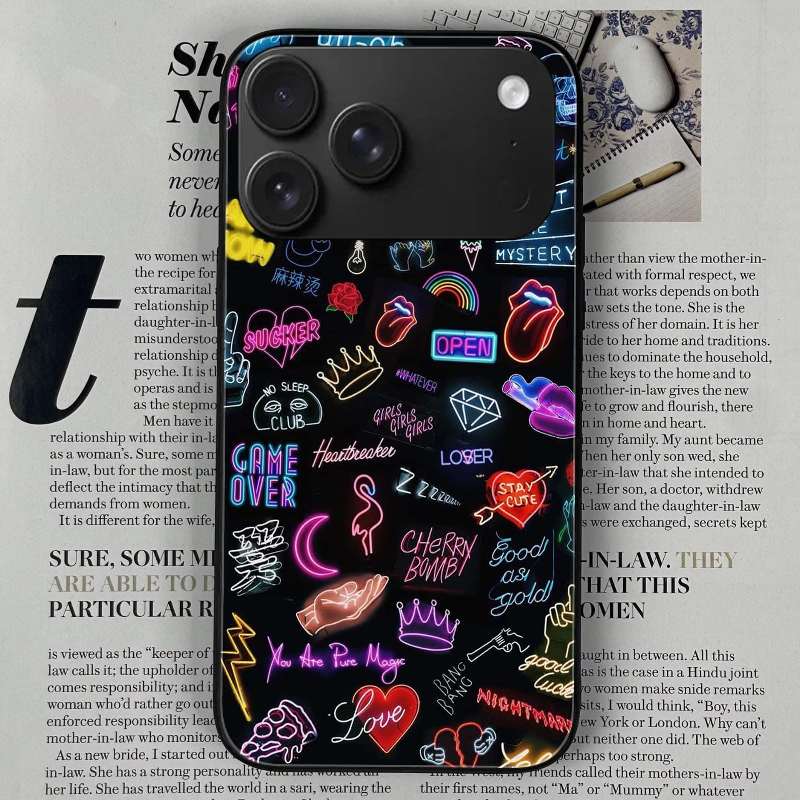 Iphone 17 pro Design-074 Premium Glossy Phone Case