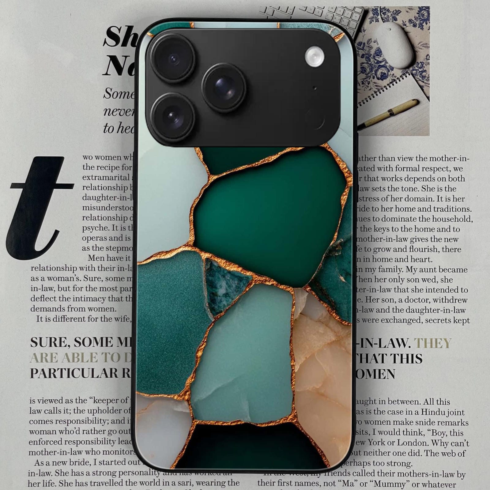 Iphone 17 pro max Design-099 Premium Glossy Phone Case