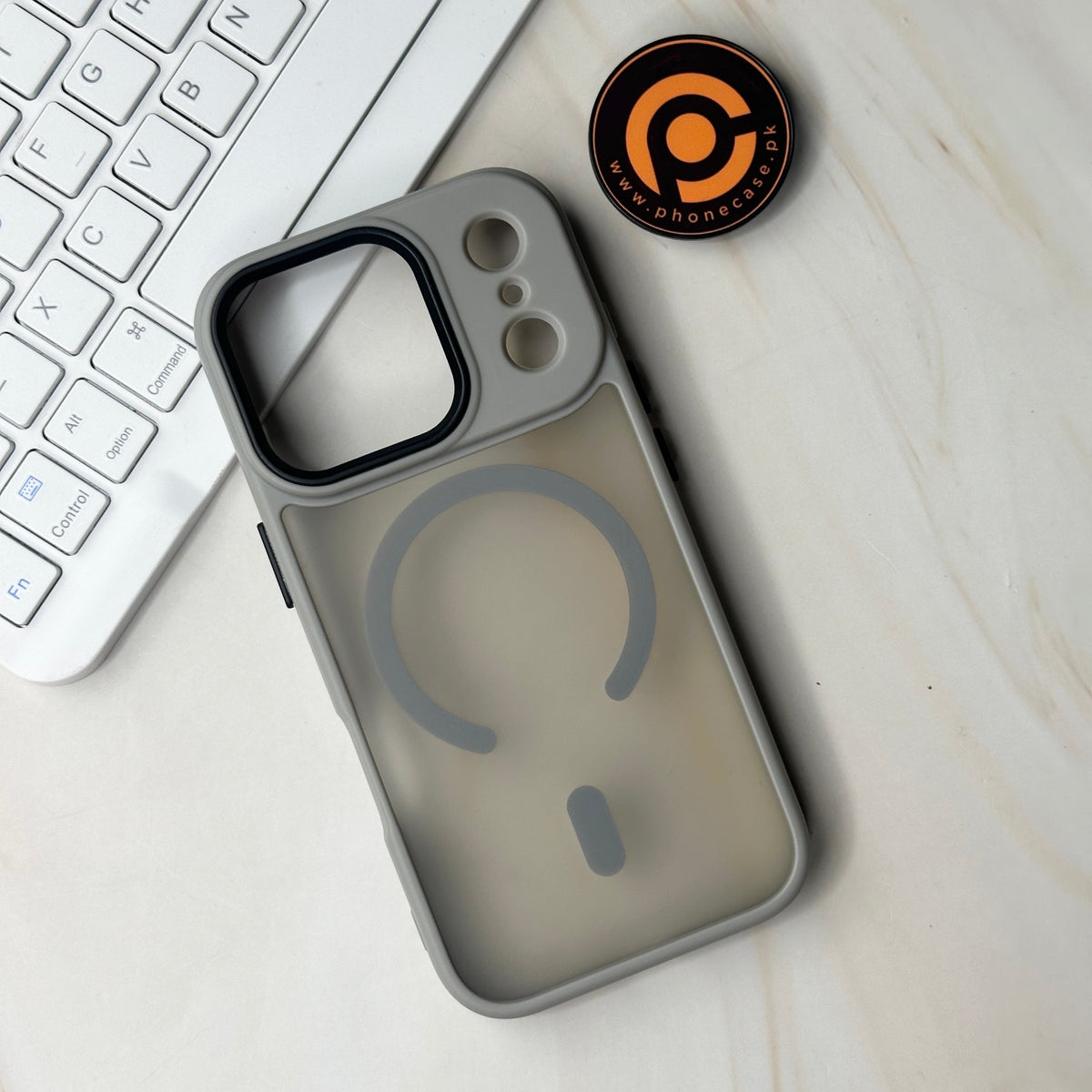 iPhone 18 Pro Max - Premium Frosted MagSafe Supported Case