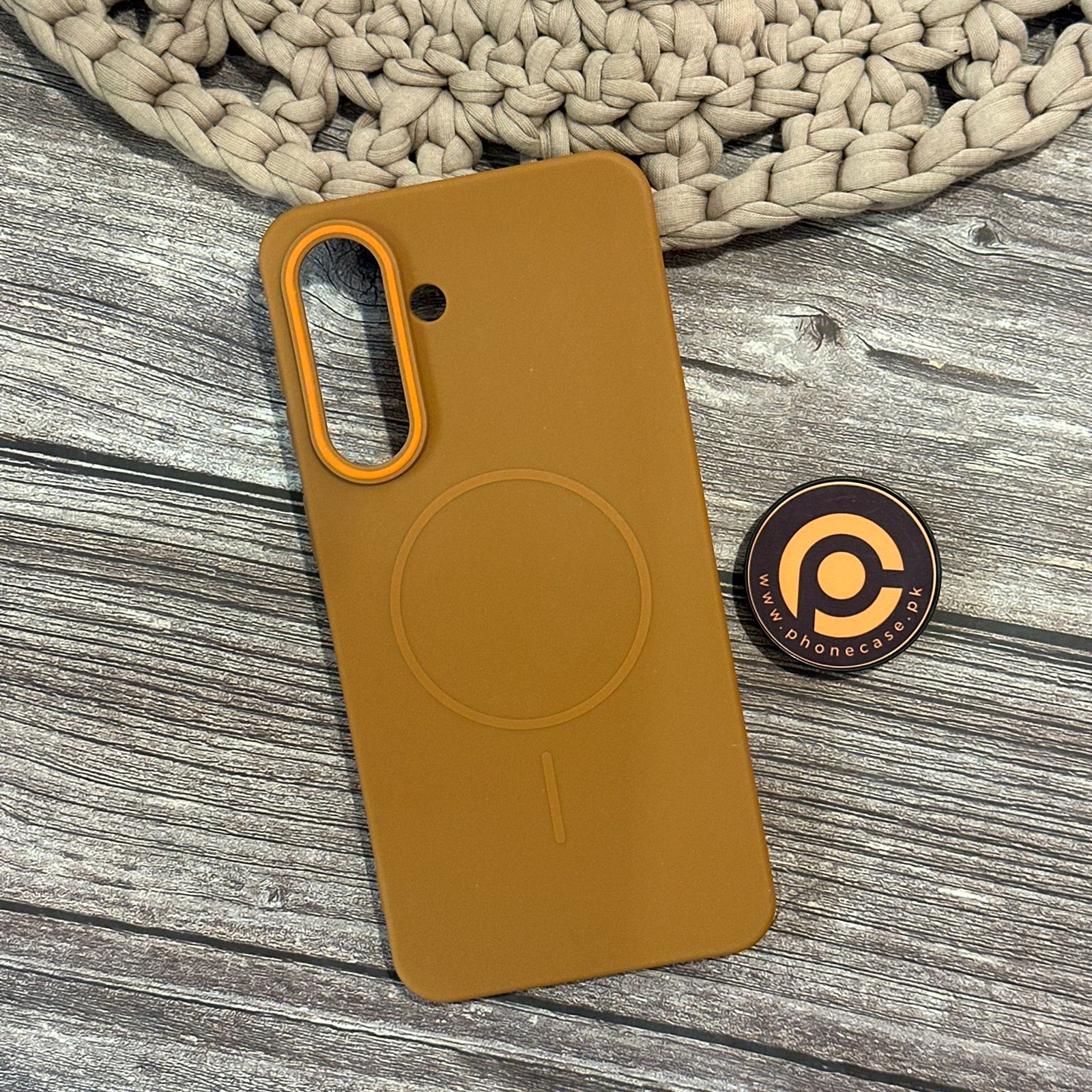Samsung Galaxy S26 - Soft Touch Silicone MagFlex Cover with Drop Protection