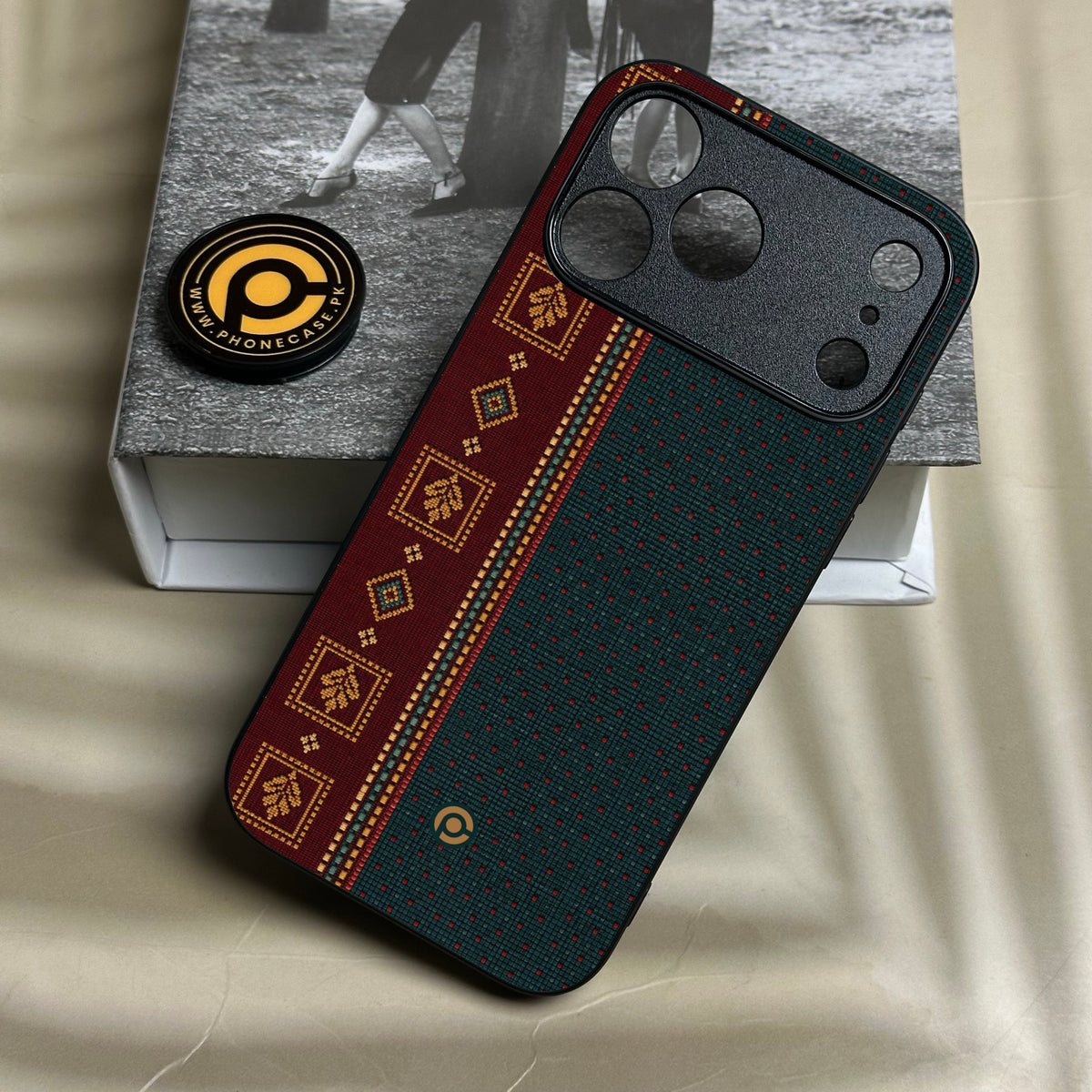 Iphone 18 Pro - Classic Weave Design 11 - Premium Metal Printed Soft Bumper Shock Proof Case
