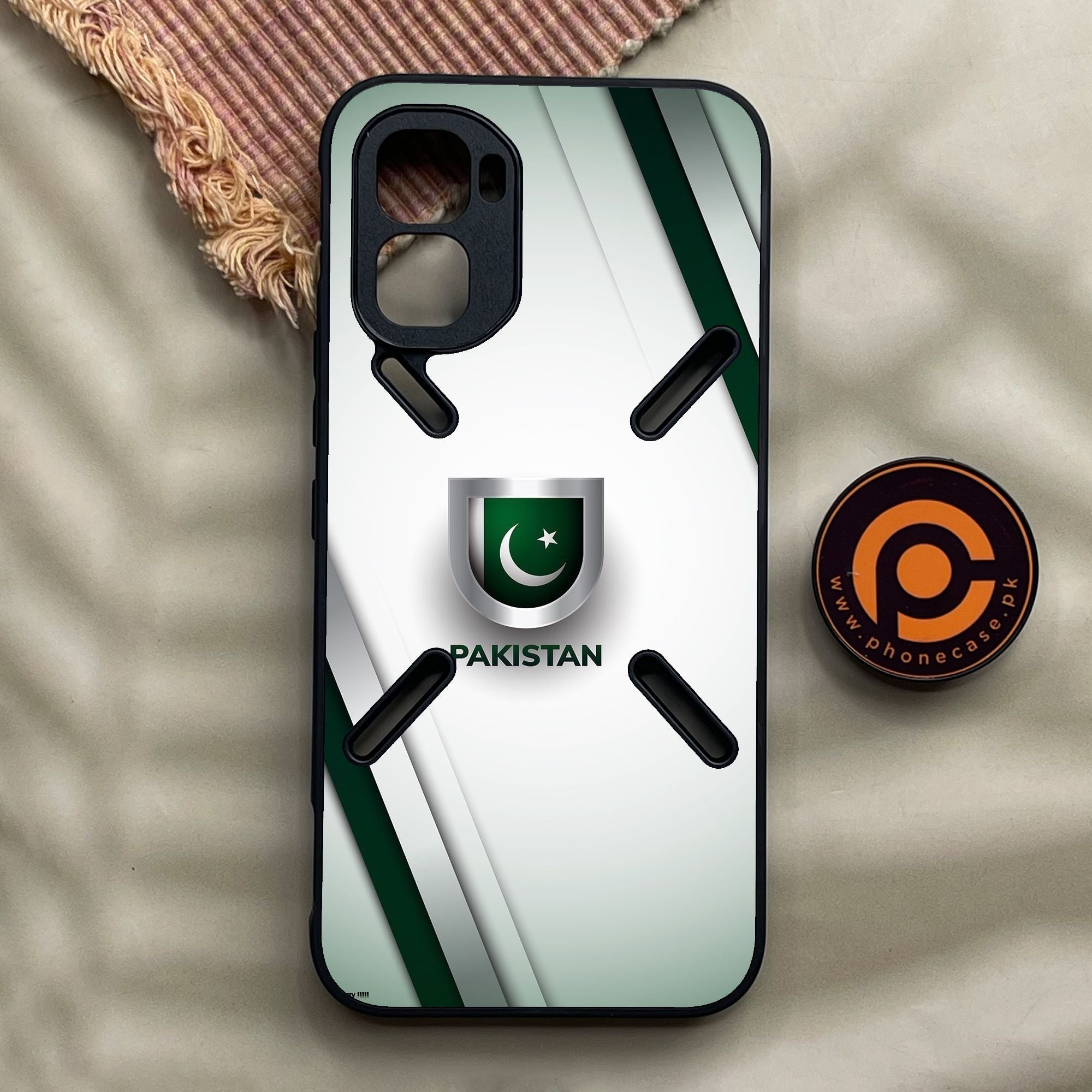 Infinix GT 50 Pro - Pakistani Flag Design 2 - Premium Metal Printed Soft Bumper Shock Proof Case