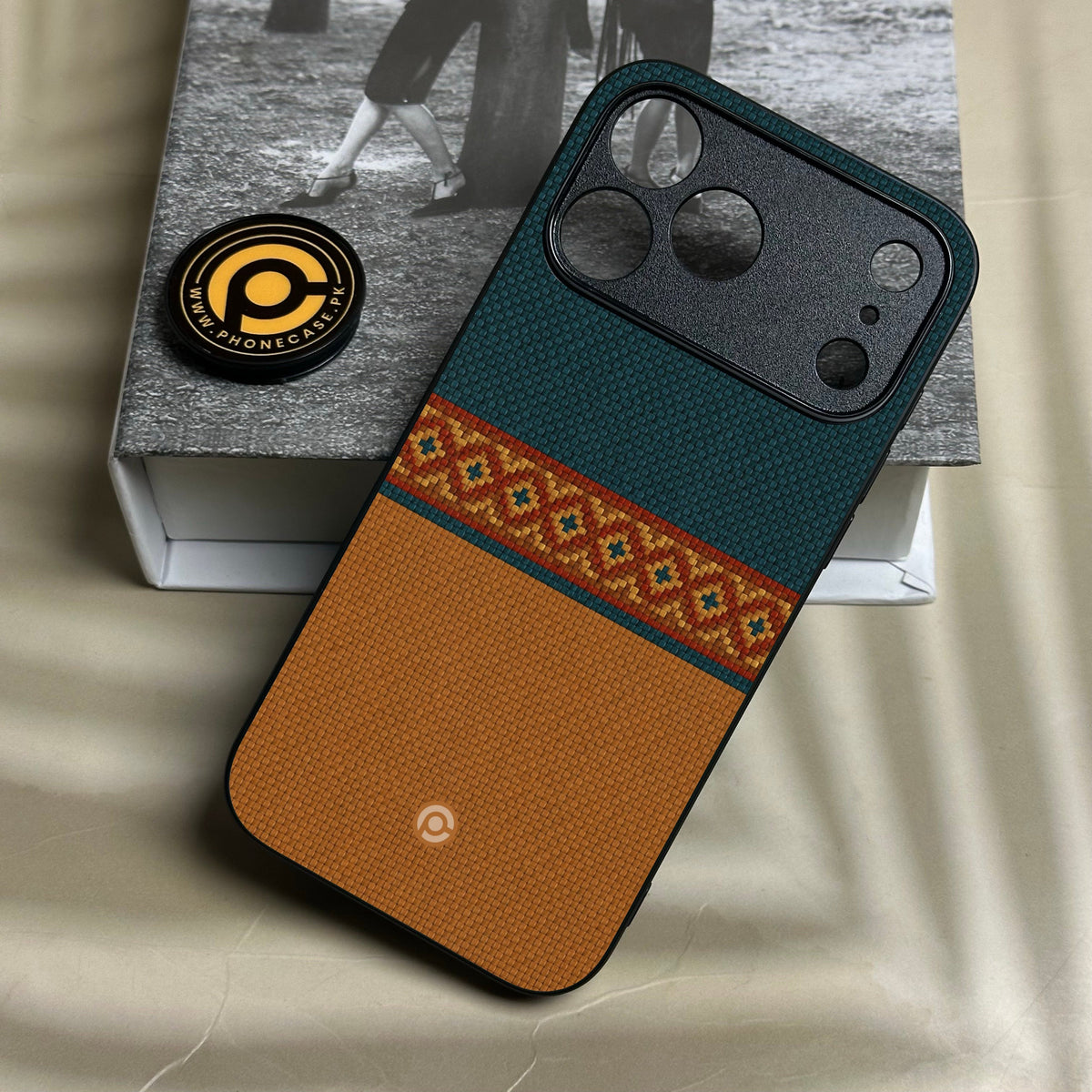 Iphone 18 Pro - Classic Weave Design 4 - Premium Metal Printed Soft Bumper Shock Proof Case